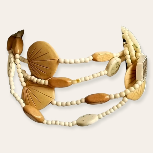 Vintage 1960s Wood Bead Tropical Necklace - Picture 3 of 11